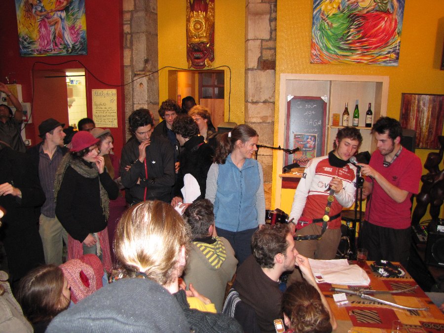 Remise des prix au 19éme parallèle - Alleycat des Triplettes - 4, 5 et 6 décembre 2009 à Besançon - Photo n12