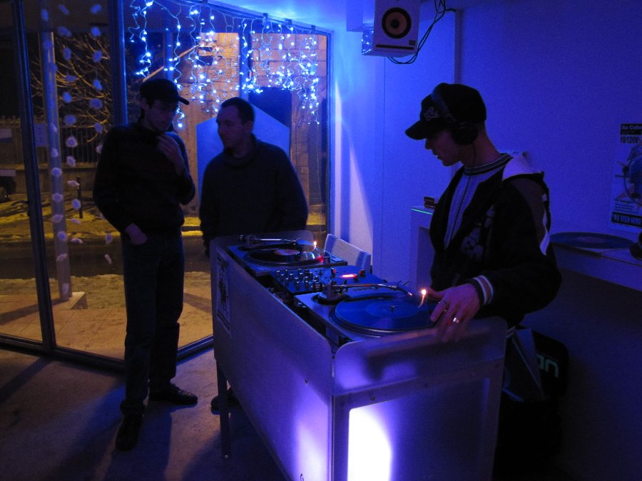 DJ Mëtël - Vinyl Guérilla part III - 18/12/2009 - Le Cube à Besançon - Photo n1