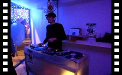DJ Funk Ad' Vinyl Guérilla part III - 18/12/2009 - Le Cube  Besanon video n4