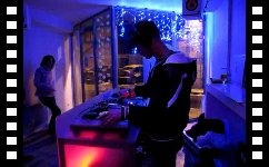 DJ Mtl Vinyl Guérilla part III - 18/12/2009 - Le Cube  Besanon video n3