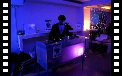 DJ Mtl Vinyl Guérilla part III - 18/12/2009 - Le Cube  Besanon video n6