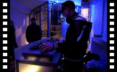 DJ Mtl Vinyl Guérilla part III - 18/12/2009 - Le Cube  Besanon video n9