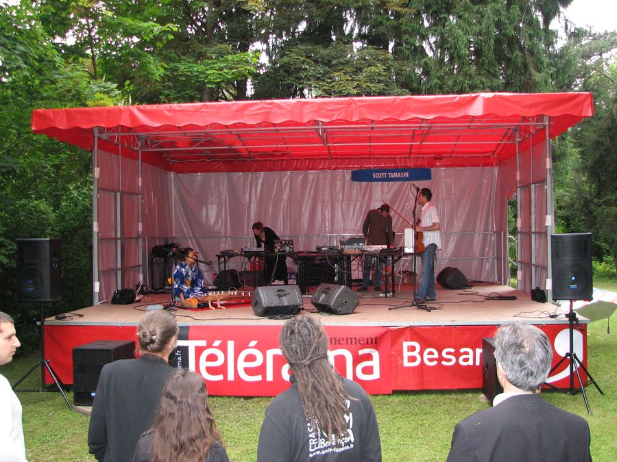 4 juin Les Pattes Folles - Campus La Bouloie - Festival Electroclique 2008 - Photo n11