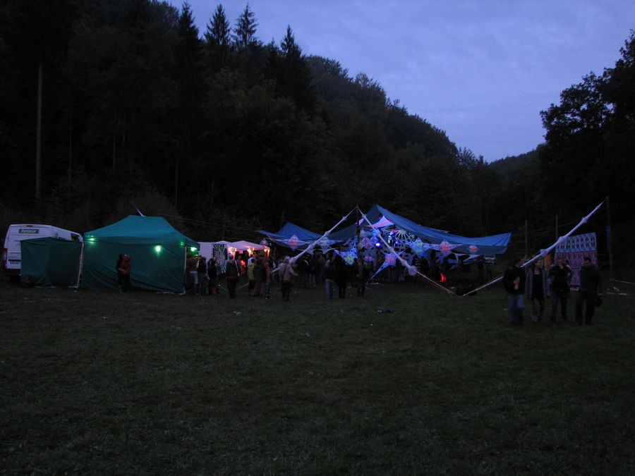 Line Up (day) - Freaks Machine 2009 - Photo n2