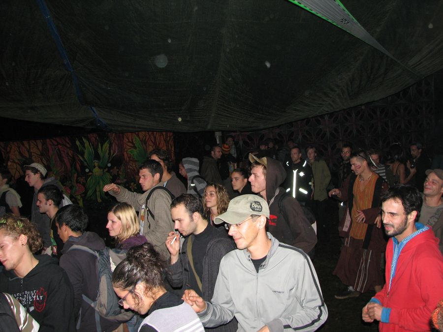 Line Up (night) - Freaks Machine 2009 - Photo n50