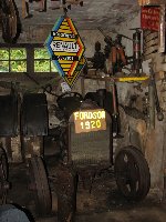 Ferme du tracteur ancien  Loulans-Verchamp Journes du patrimoine 2009  Montagney-Servigney et Loulans-Verchamp photo n6