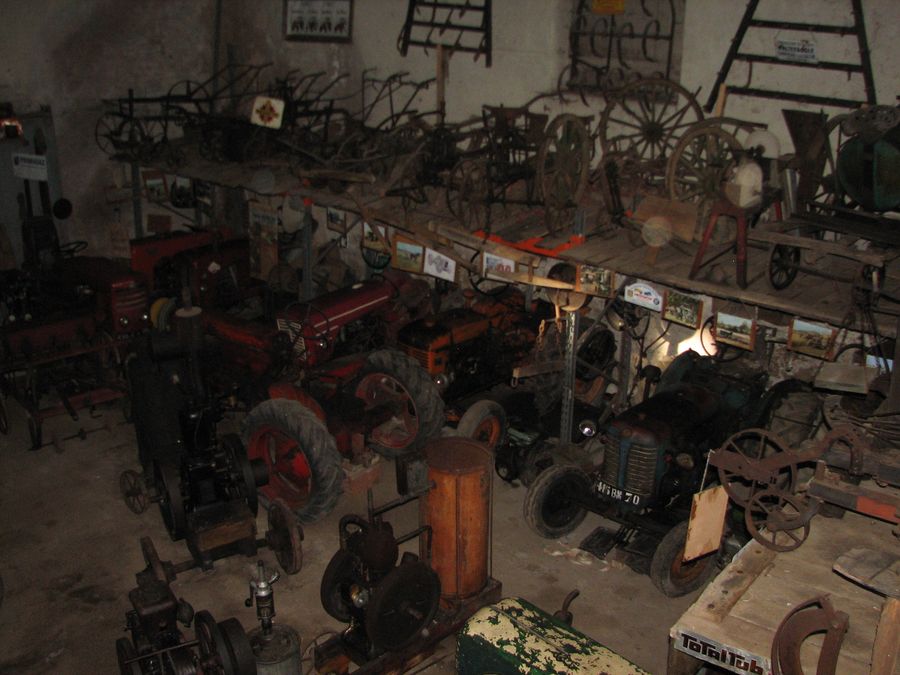 Ferme du tracteur ancien à Loulans-Verchamp - Journées du patrimoine 2009 à Montagney-Servigney et Loulans-Verchamp - Photo n17