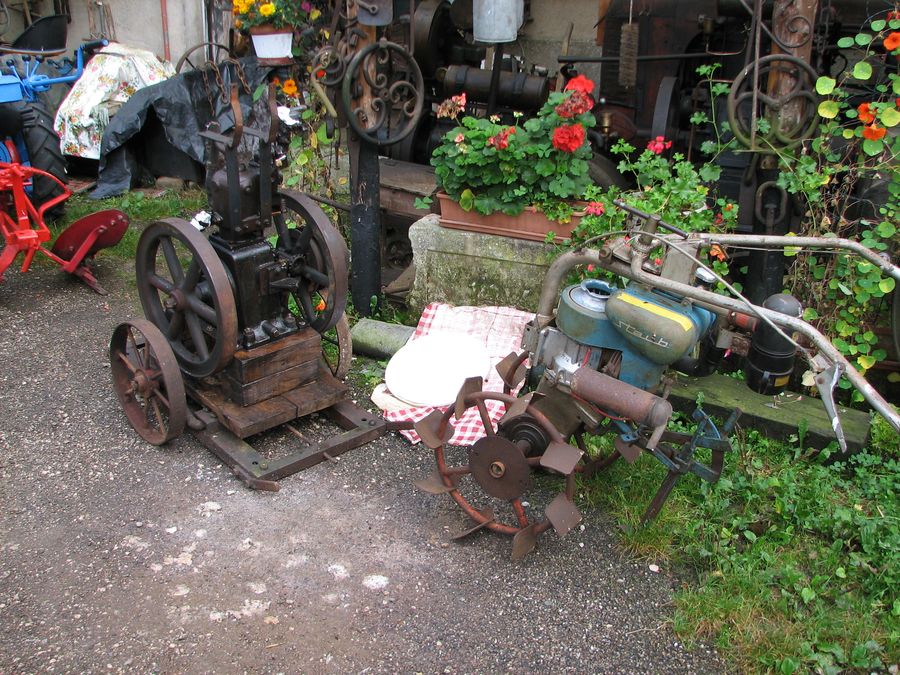 Ferme du tracteur ancien à Loulans-Verchamp - Journées du patrimoine 2009 à Montagney-Servigney et Loulans-Verchamp - Photo n19