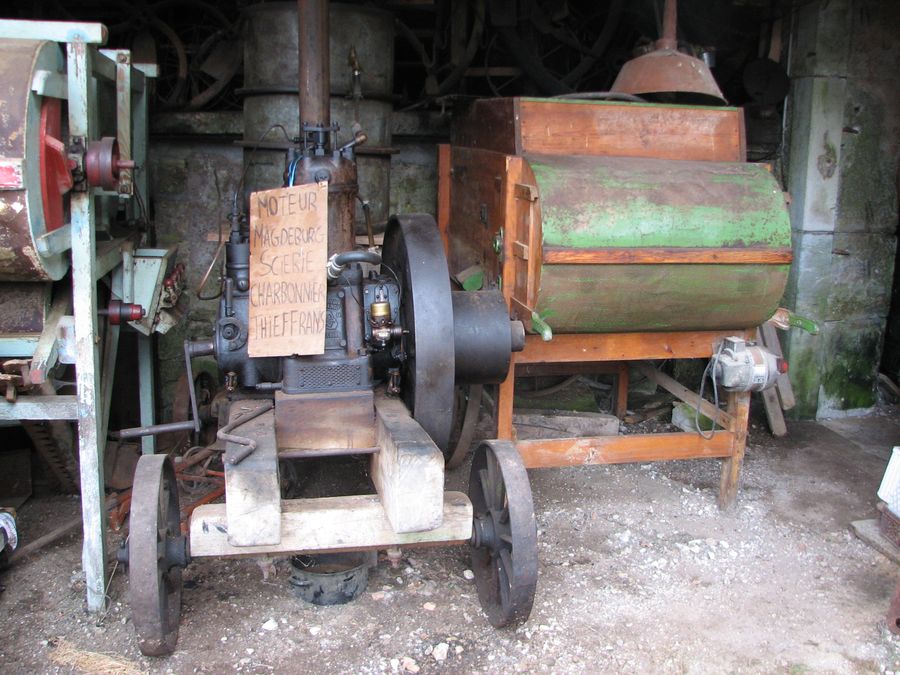Ferme du tracteur ancien à Loulans-Verchamp - Journées du patrimoine 2009 à Montagney-Servigney et Loulans-Verchamp - Photo n20