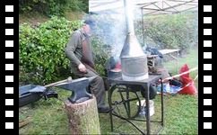 Dmonstration de forges  Montagney-Servigney Journes du patrimoine 2009  Montagney-Servigney et Loulans-Verchamp video n3