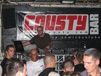 DJ Frogg Soire Radio Campus au Cousty - 01/10/2009 photo n1