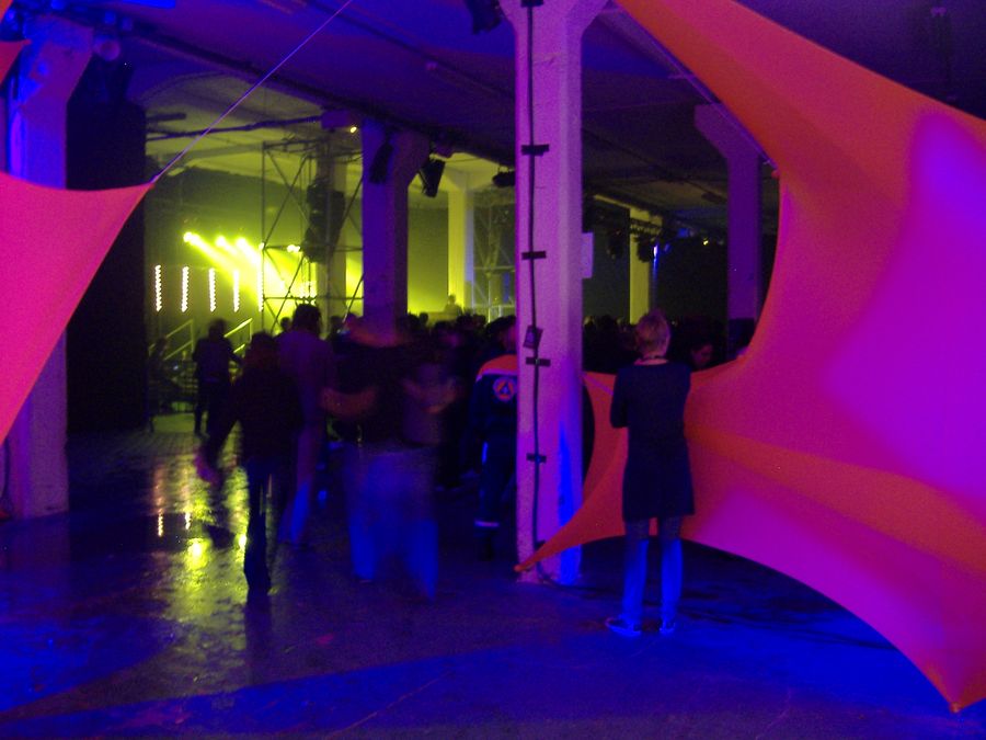 Nuits de la friche : ambiance et déco - Sonorama 2009 à Besançon - Photo n5