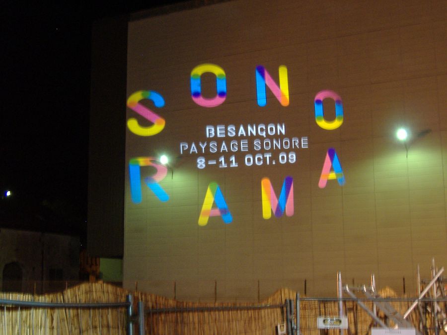Nuits de la friche : ambiance et déco - Sonorama 2009 à Besançon - Photo n6