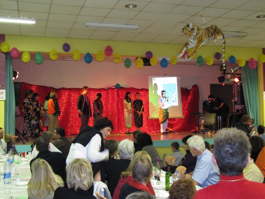 Defilé de mode - Téléthon 2009 à Torpes, Marchaux et Roulans (25) - Photo n22